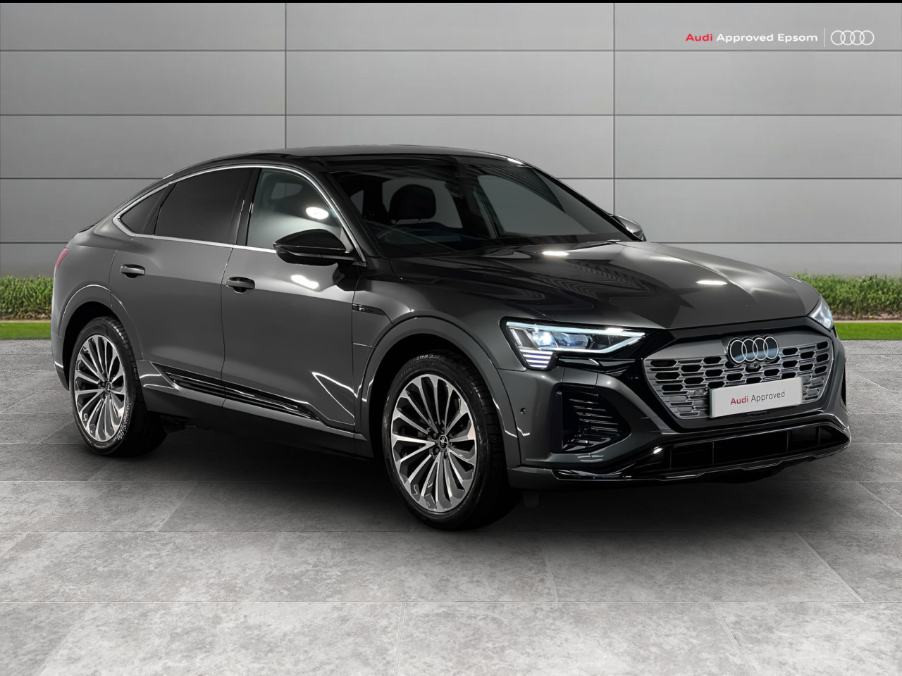 Main listing image - Audi Q8 e-tron