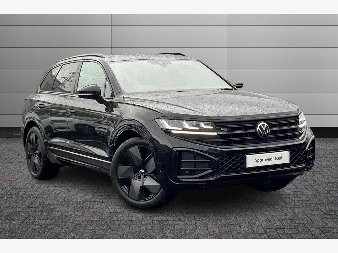 Main listing image - Volkswagen Touareg