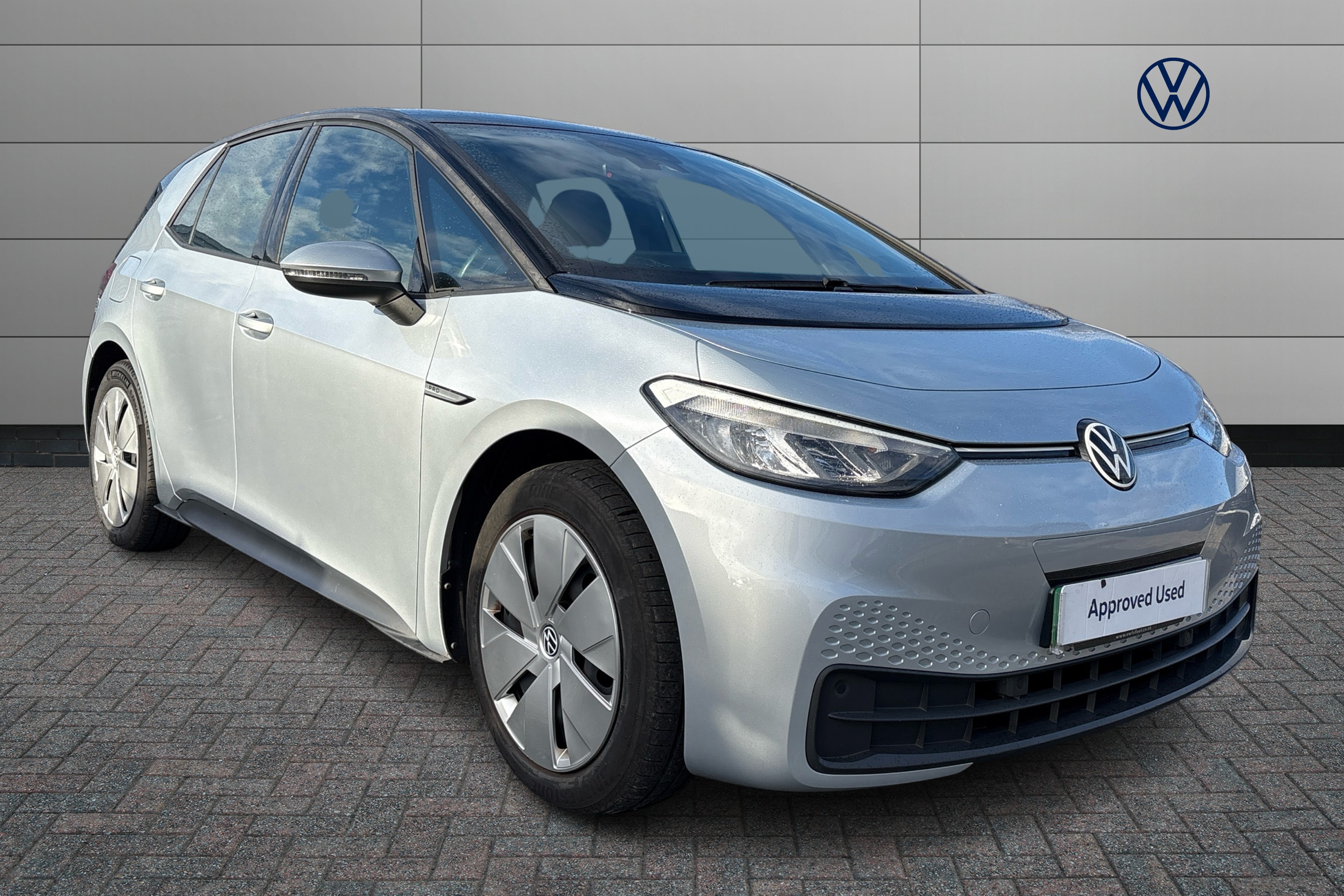 Main listing image - Volkswagen ID.3