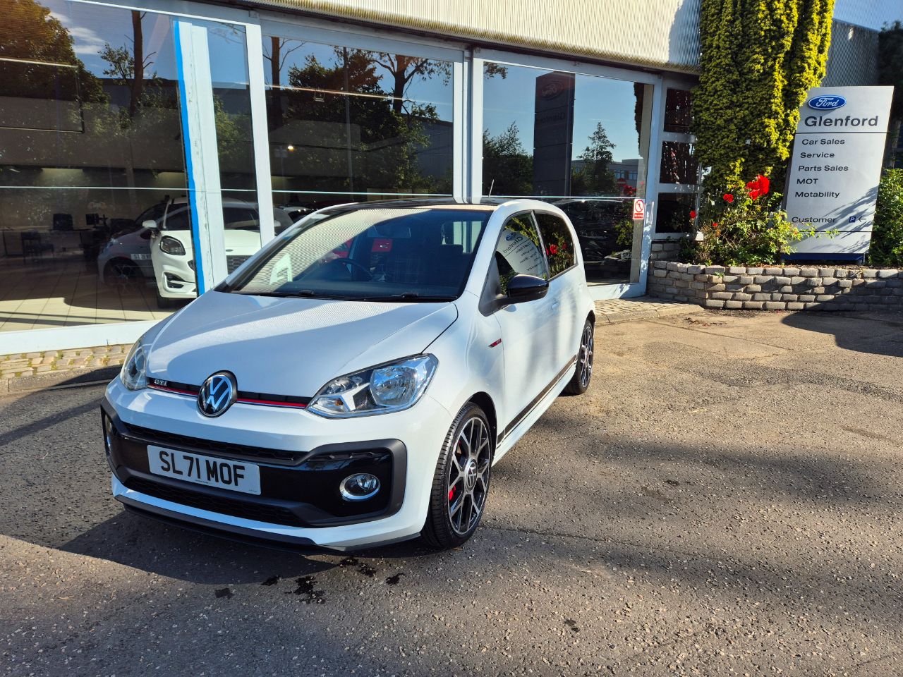 Main listing image - Volkswagen Up GTI