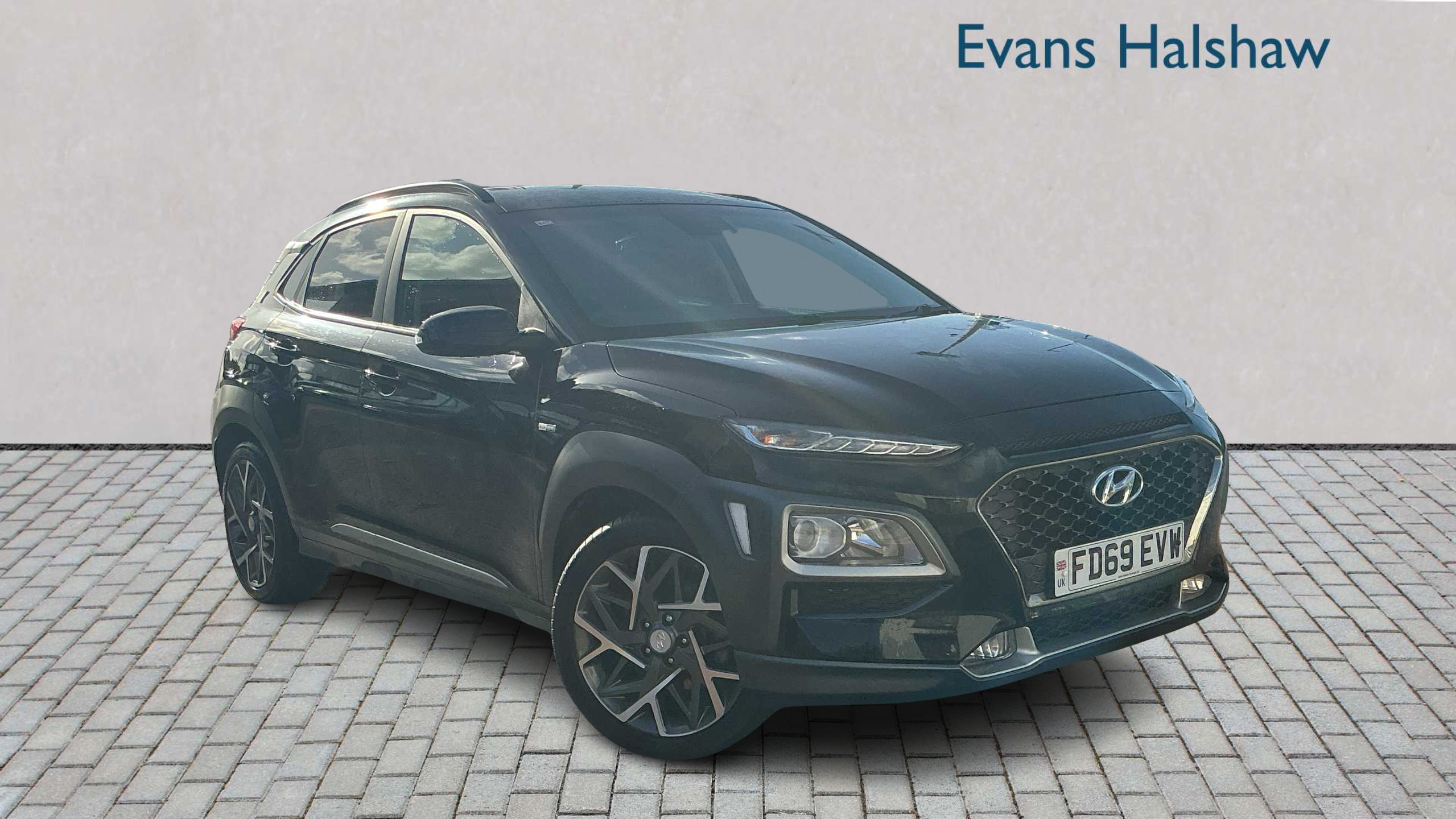Main listing image - Hyundai Kona