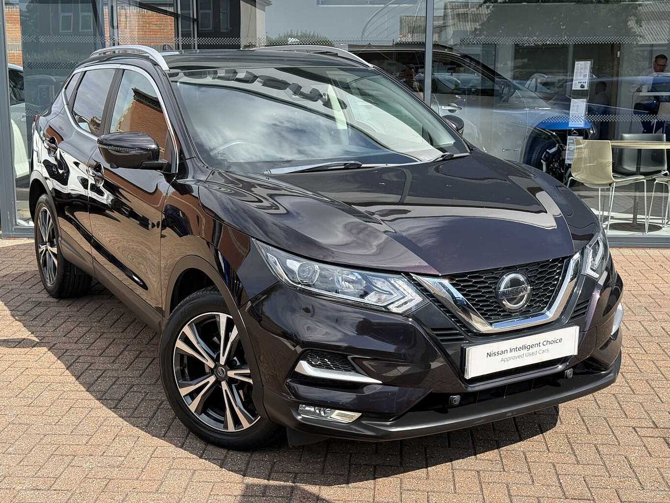 Main listing image - Nissan Qashqai