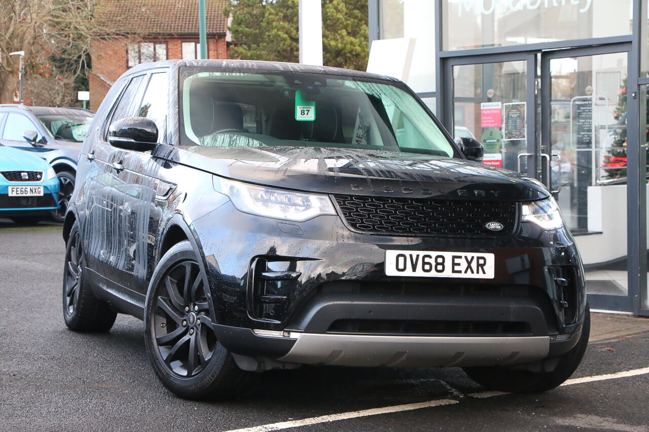Main listing image - Land Rover Discovery