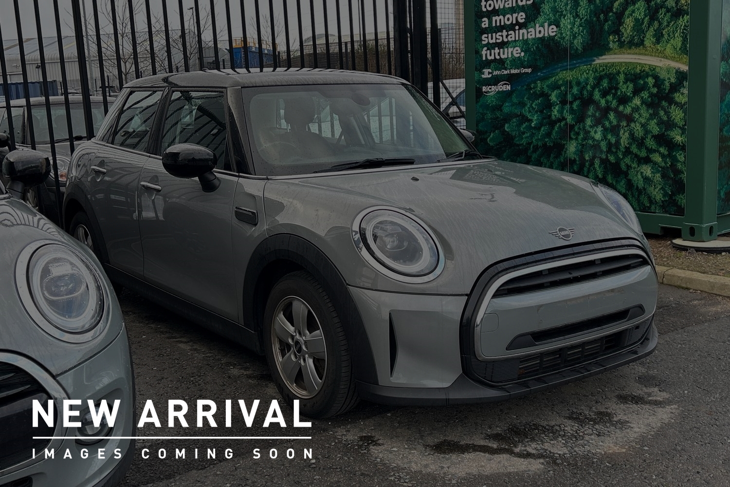 Main listing image - MINI Hatchback 5dr