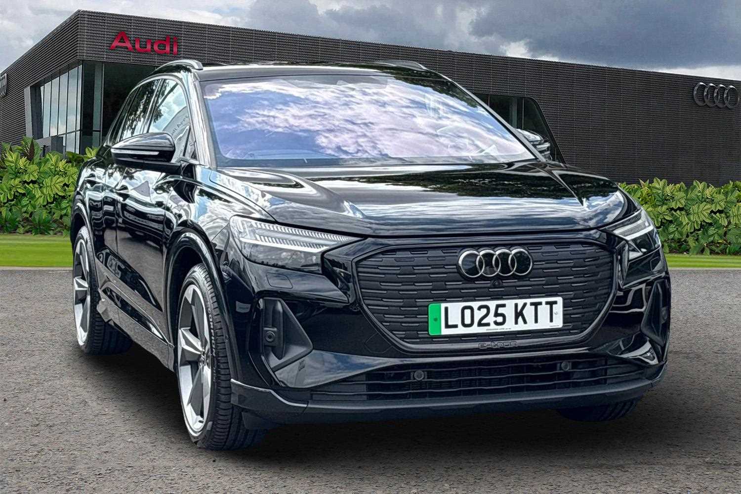 Main listing image - Audi Q4