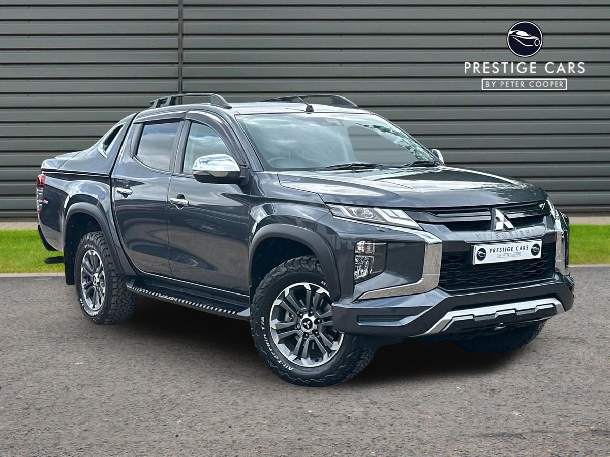 Main listing image - Mitsubishi L200