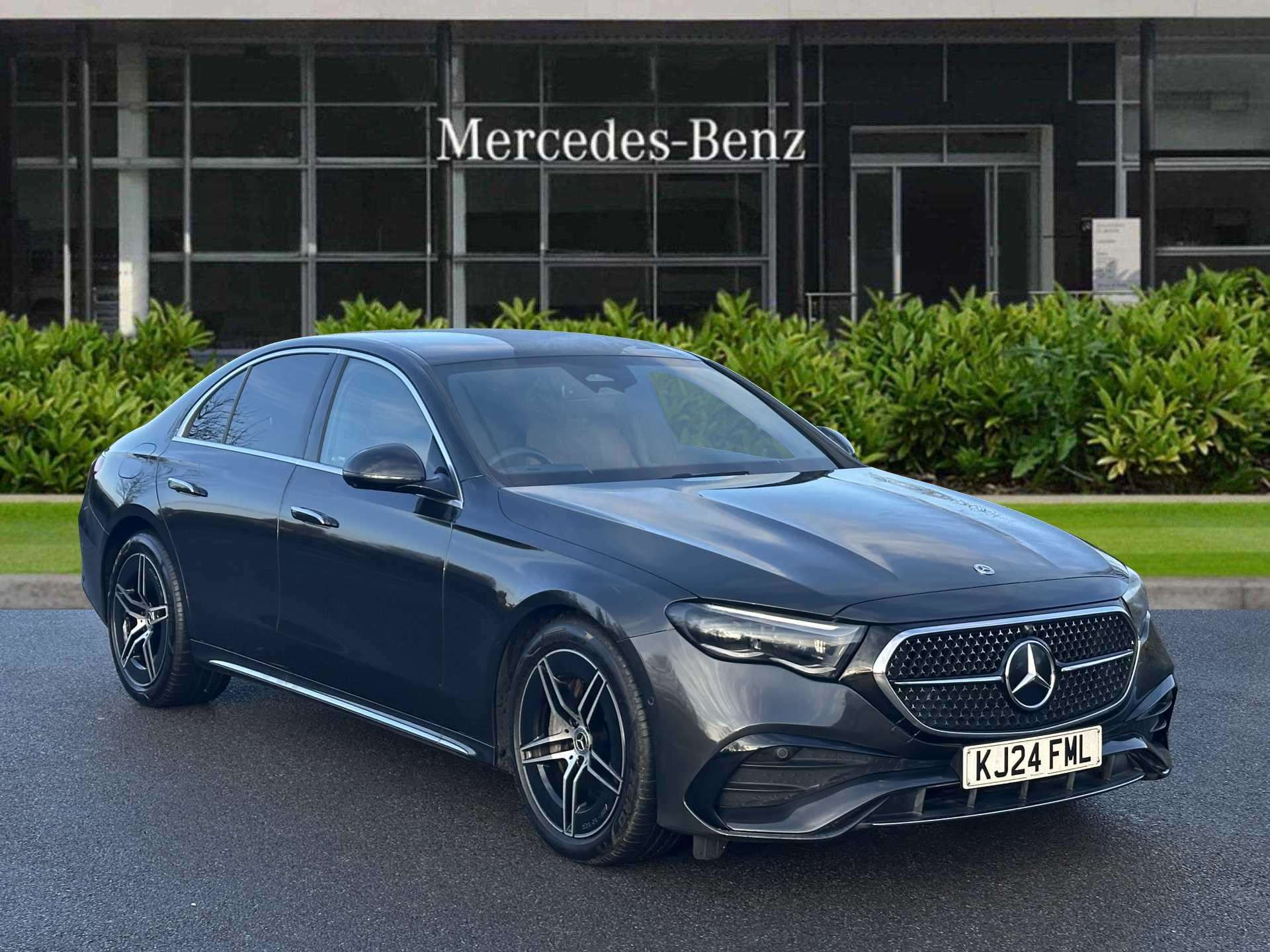 Main listing image - Mercedes-Benz E-Class