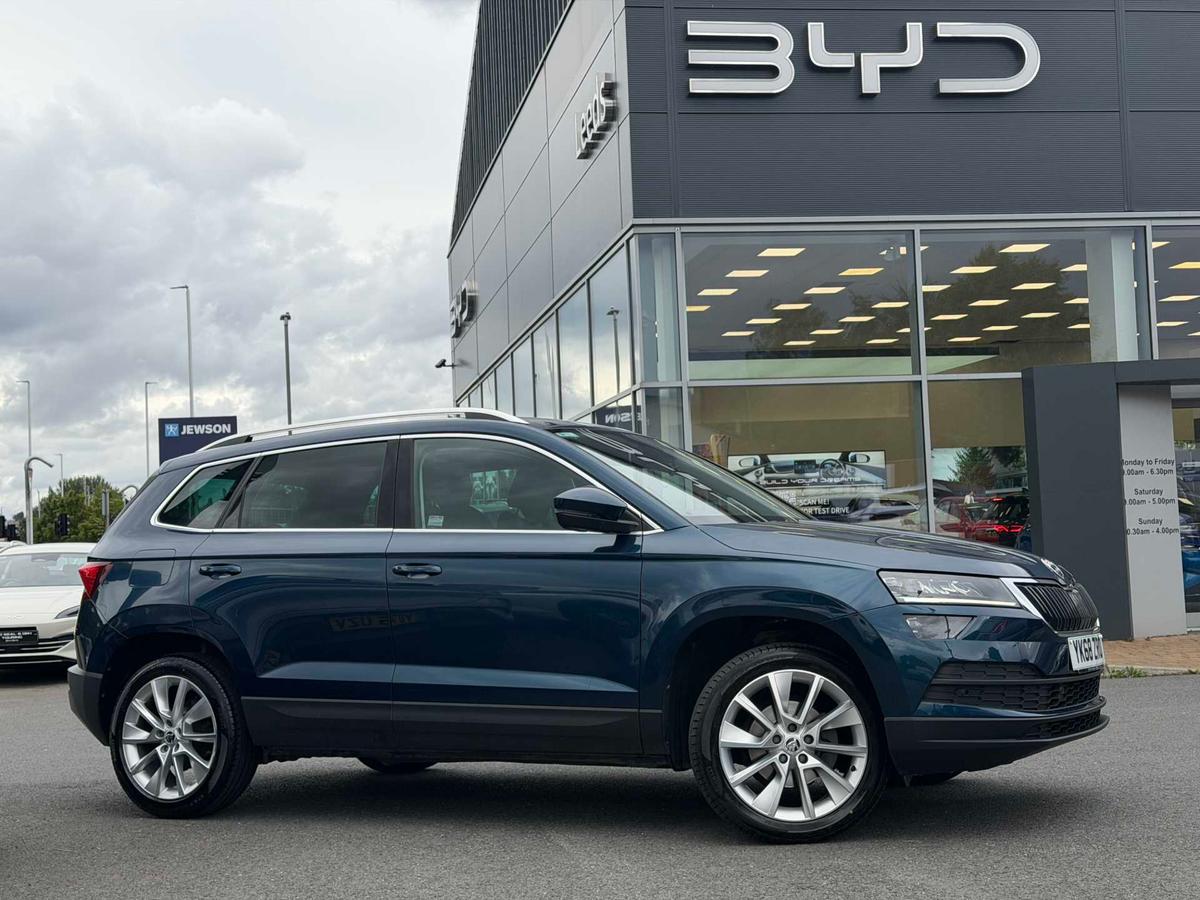 Main listing image - Skoda Karoq