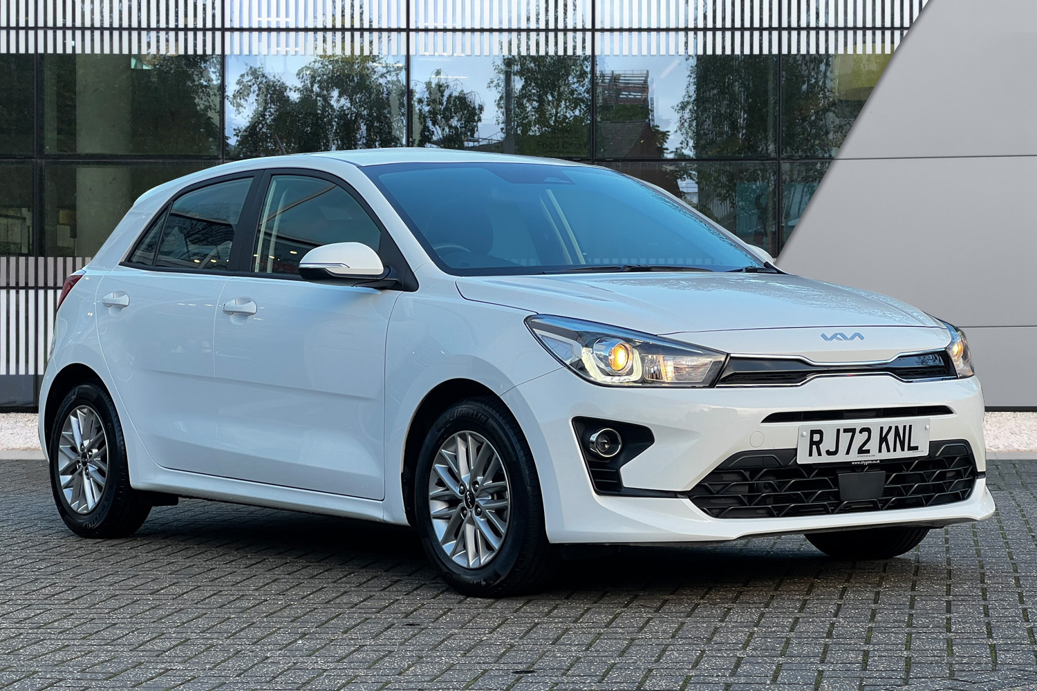 Main listing image - Kia Rio