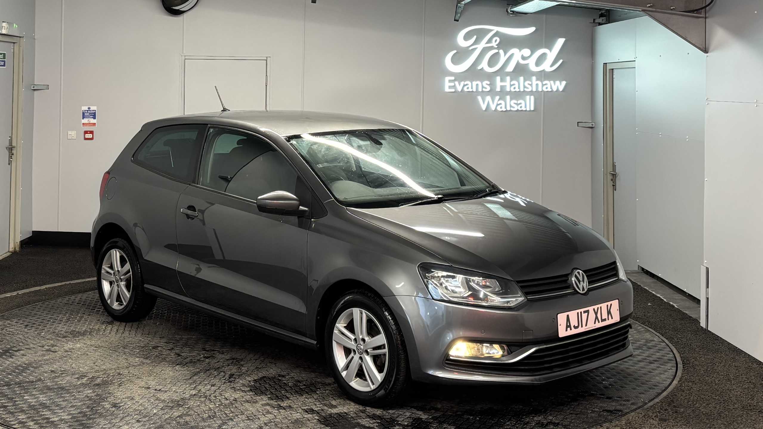 Main listing image - Volkswagen Polo