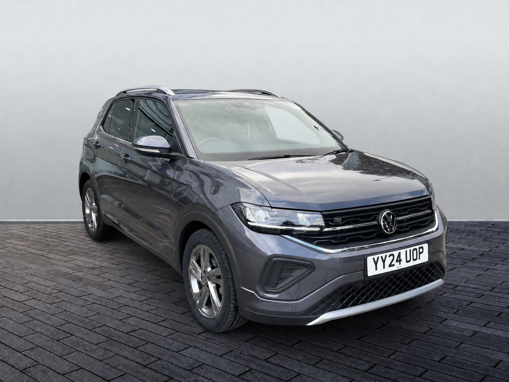 Main listing image - Volkswagen T-Cross