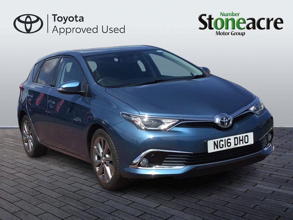 Main listing image - Toyota Auris