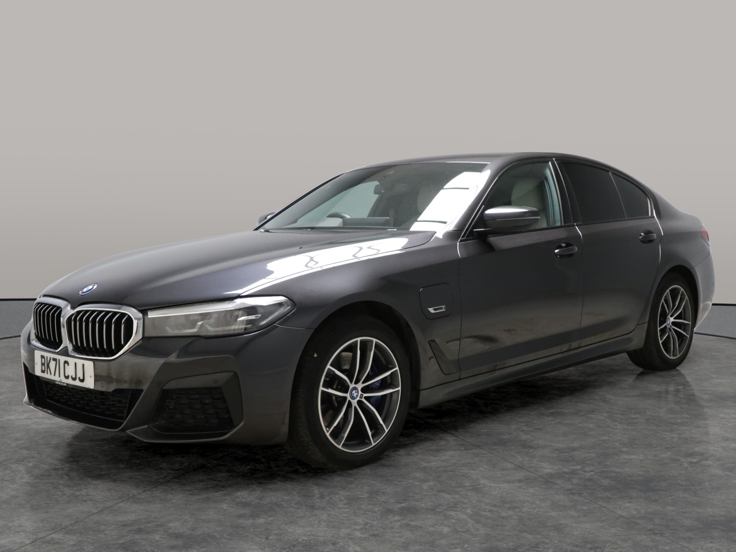 Main listing image - BMW 5 Series