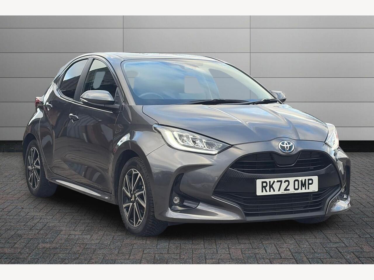 Main listing image - Toyota Yaris