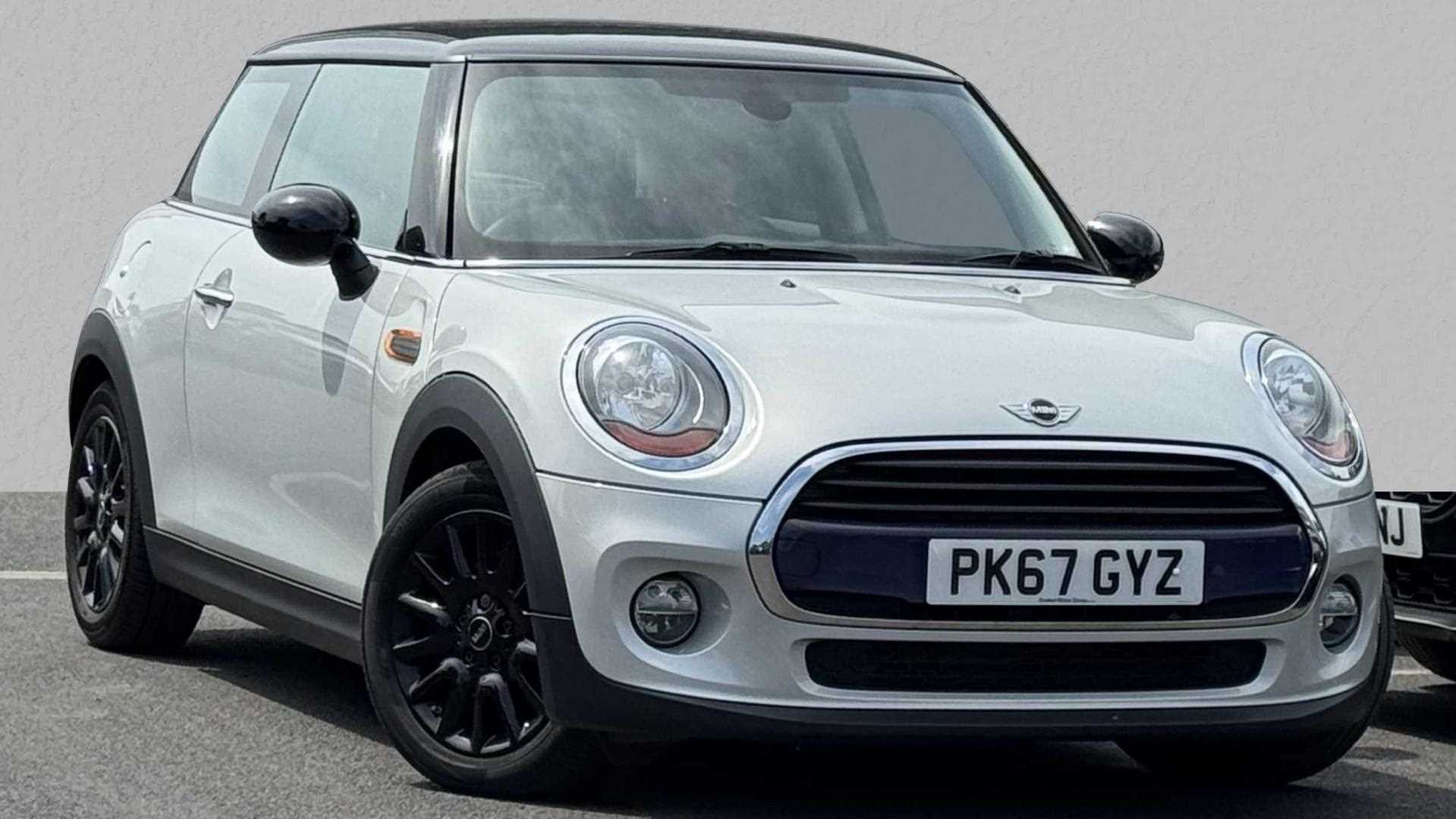 Main listing image - MINI Hatchback