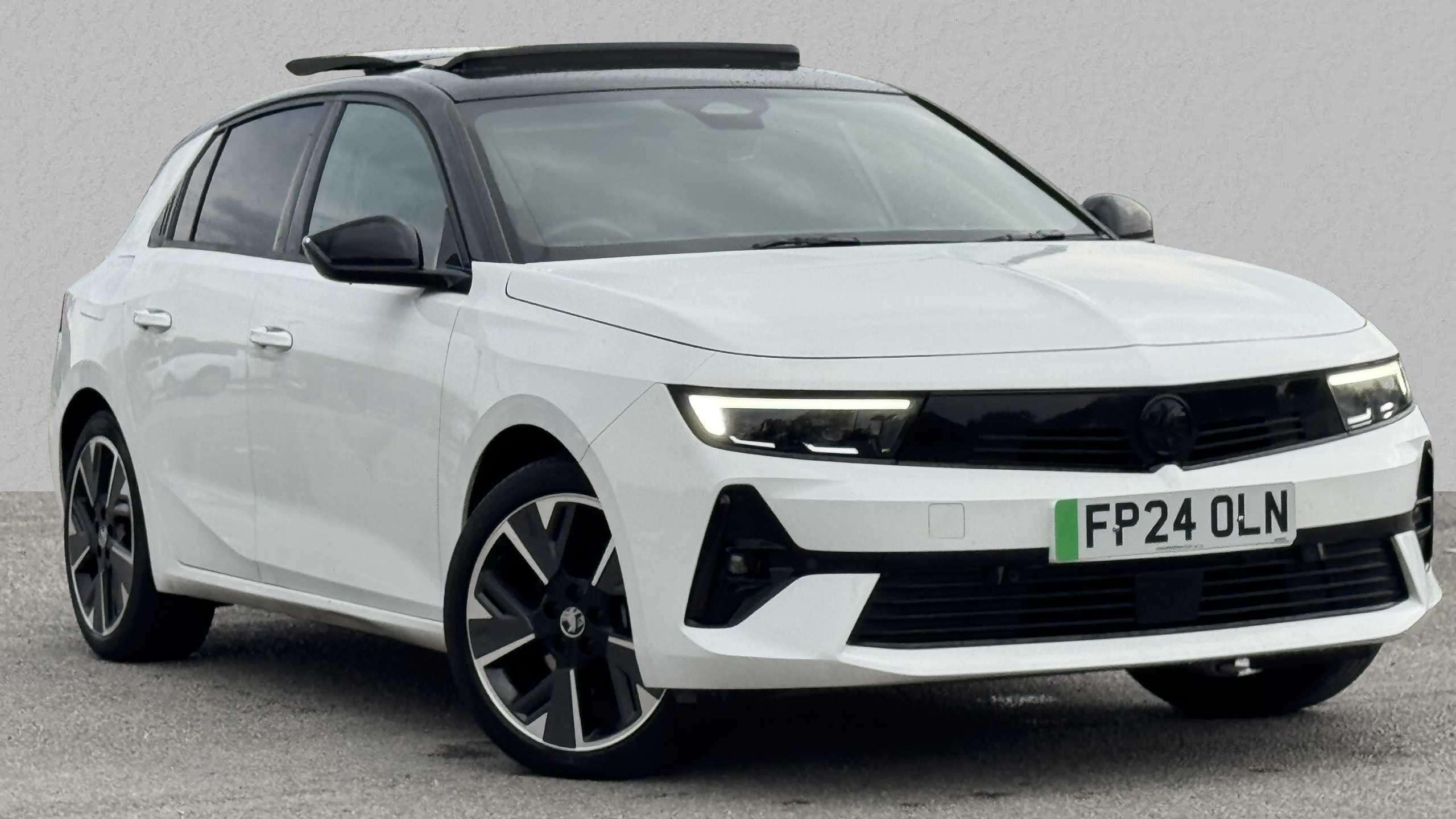 Main listing image - Vauxhall Astra