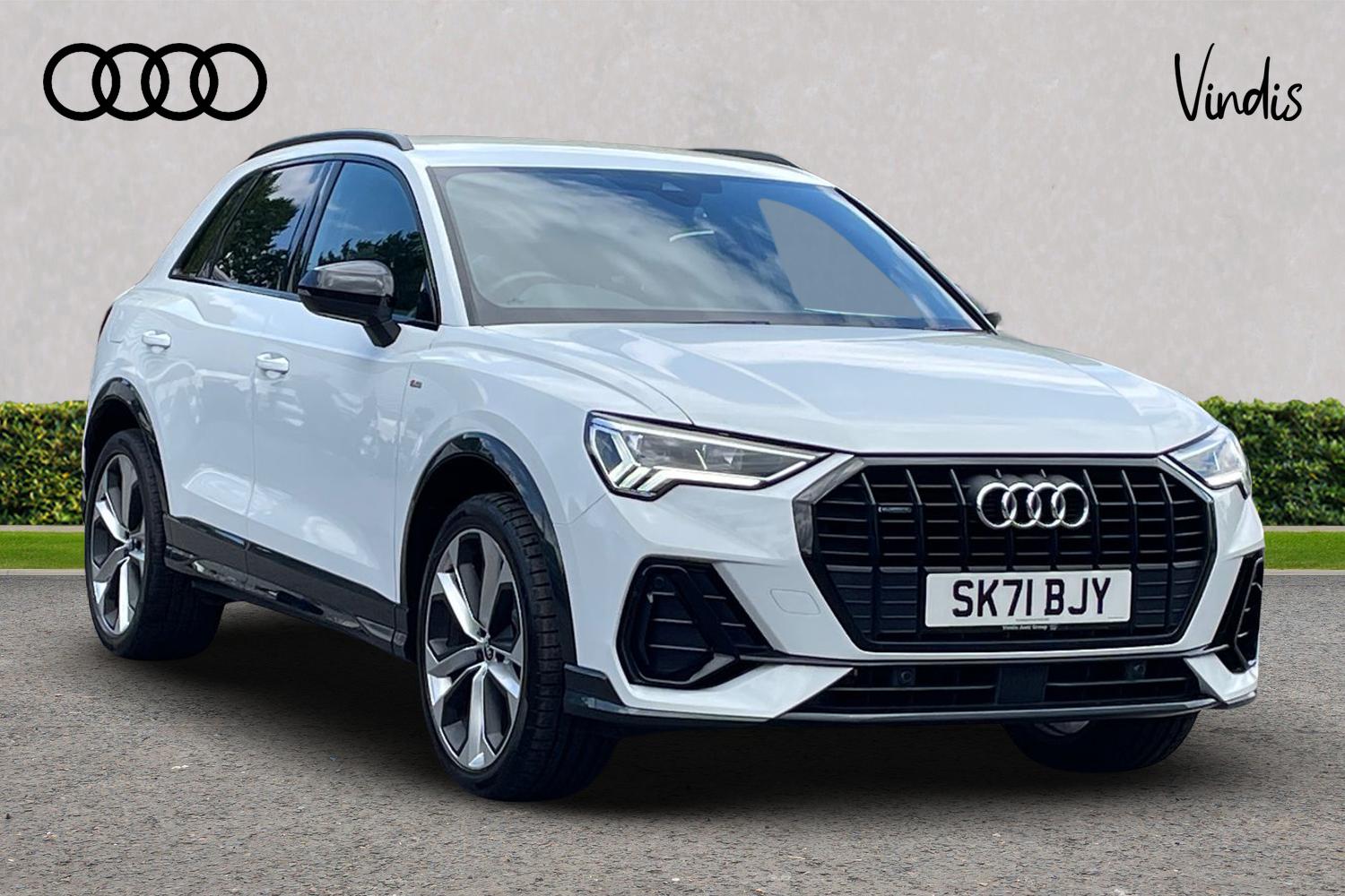 Main listing image - Audi Q3