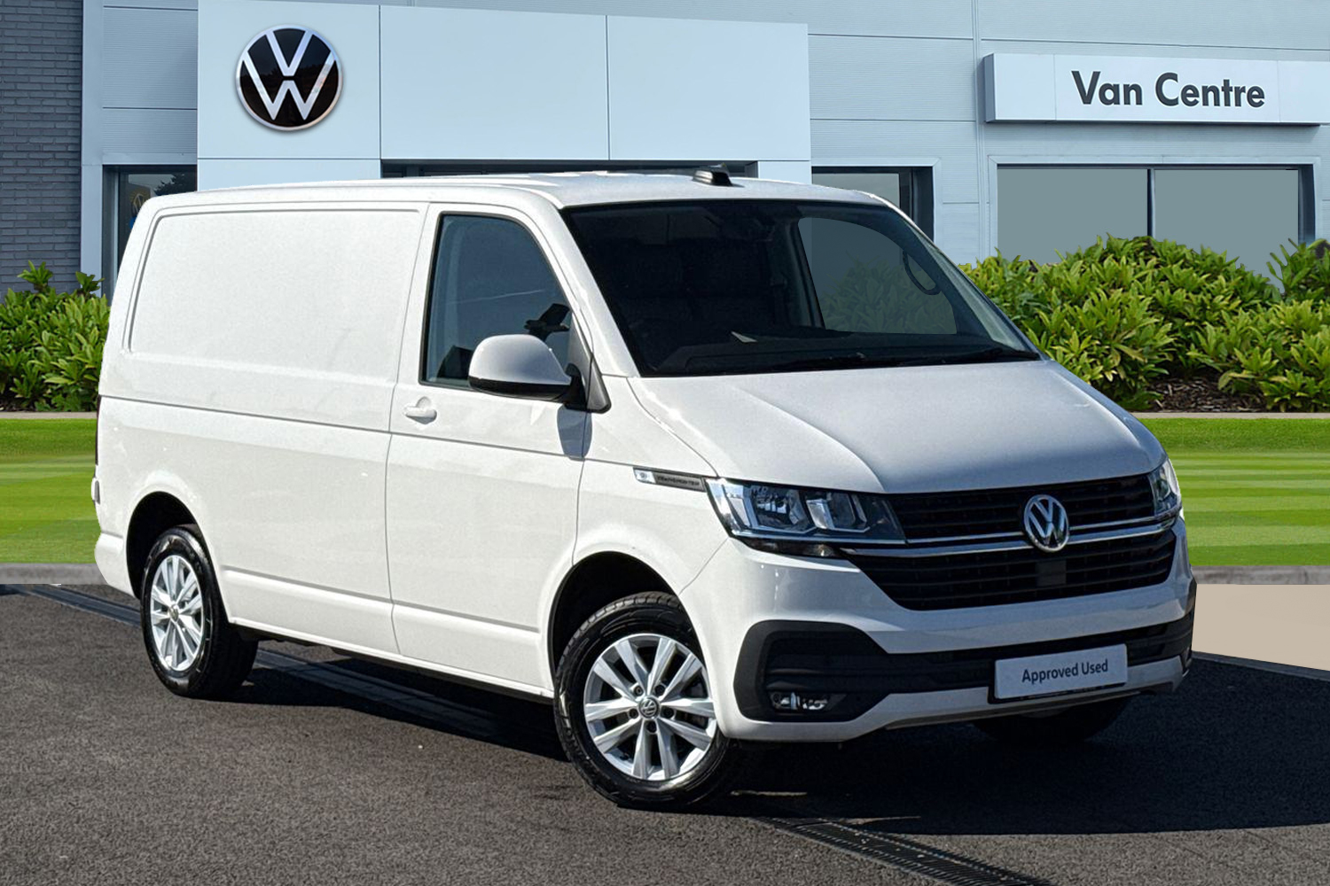 Main listing image - Volkswagen Transporter