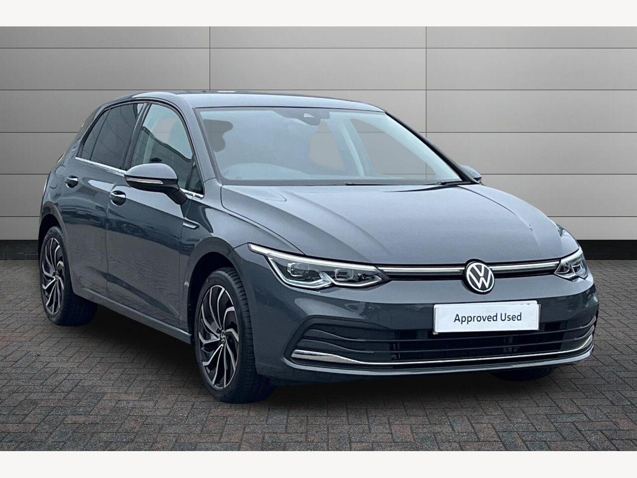 Main listing image - Volkswagen Golf