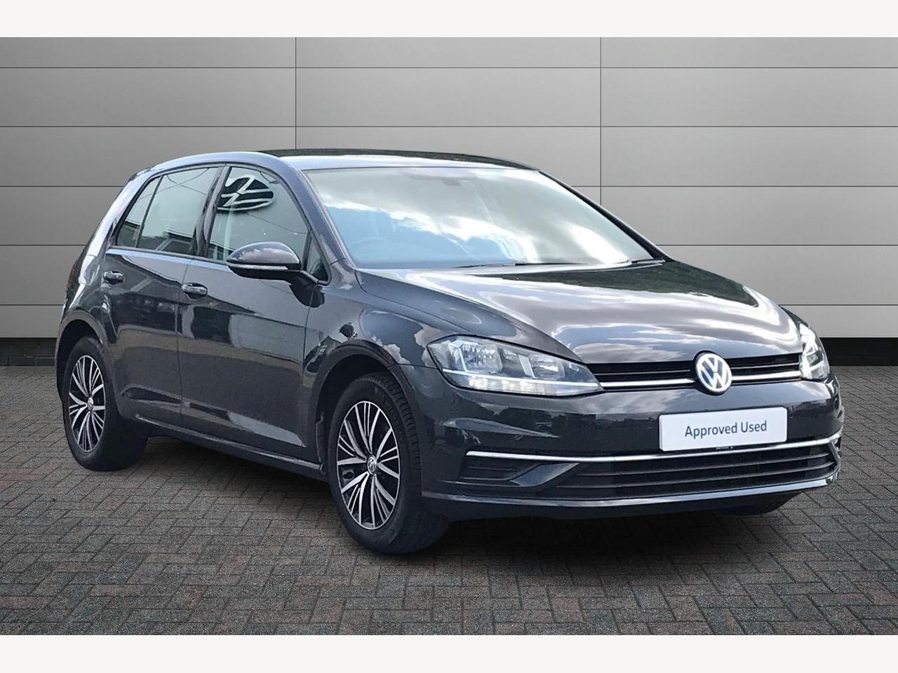 Main listing image - Volkswagen Golf
