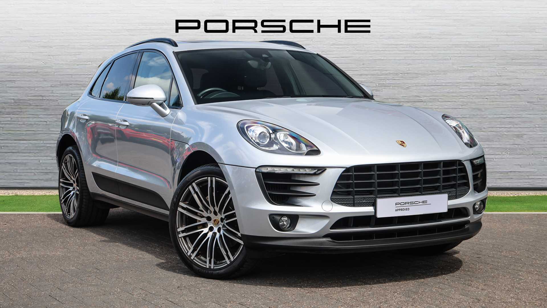 Main listing image - Porsche Macan