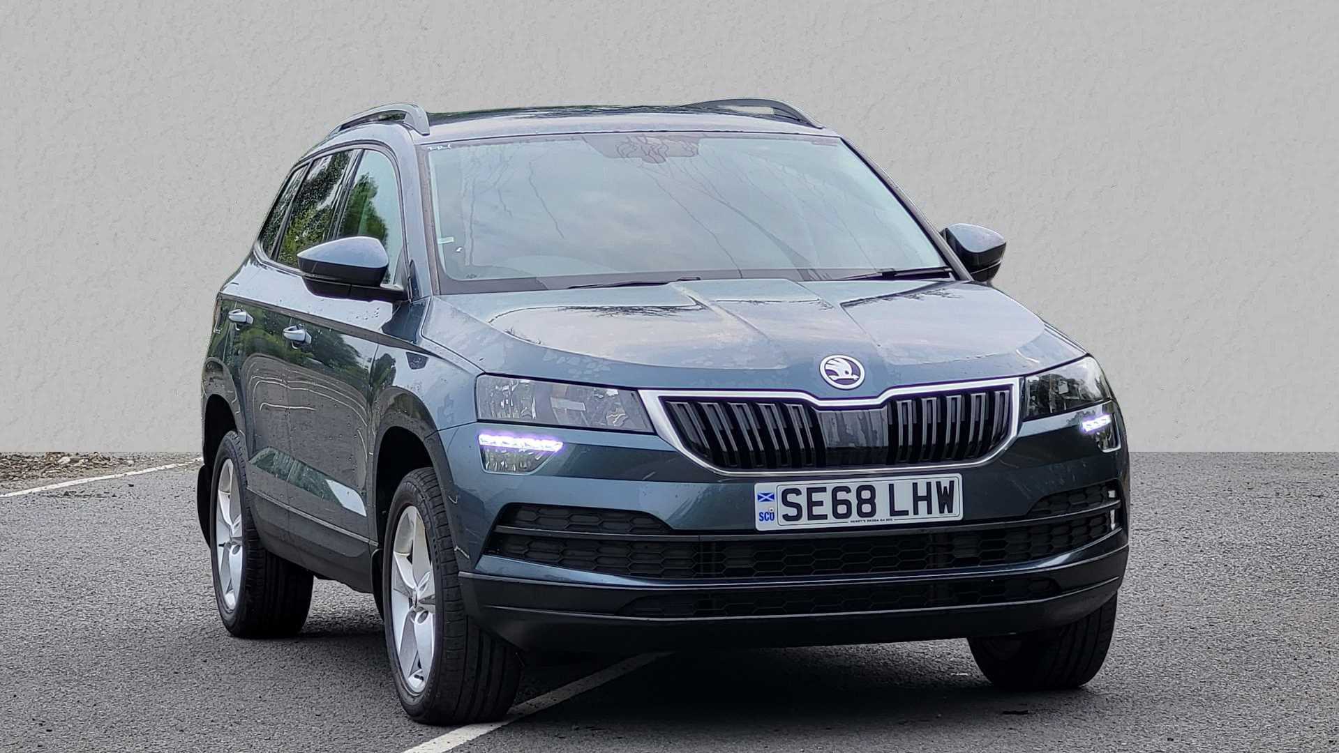 Main listing image - Skoda Karoq