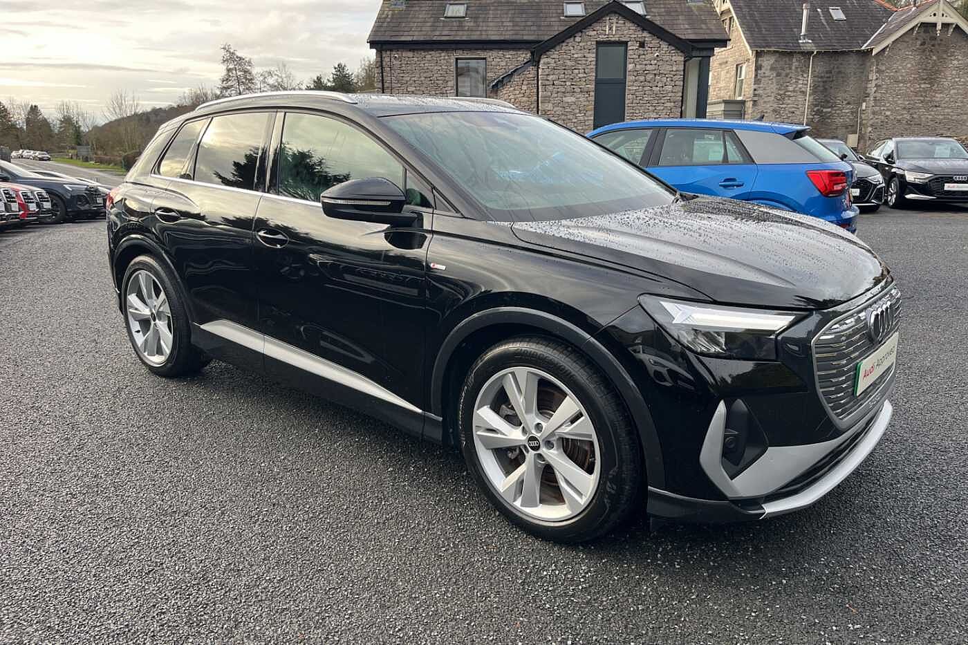 Main listing image - Audi Q4