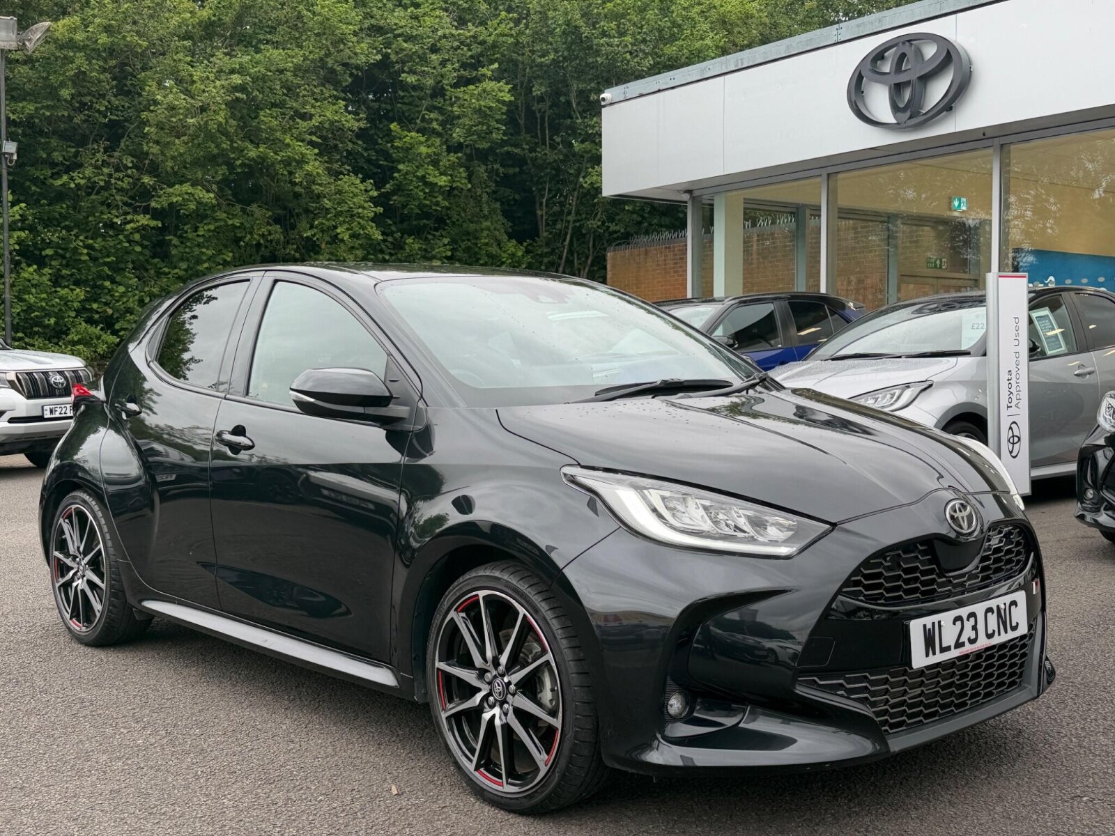 Main listing image - Toyota Yaris