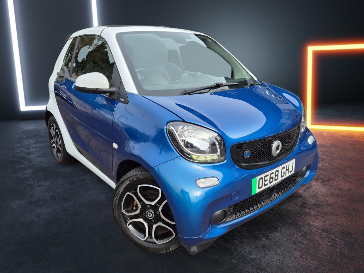 Main listing image - Smart Fortwo Cabrio