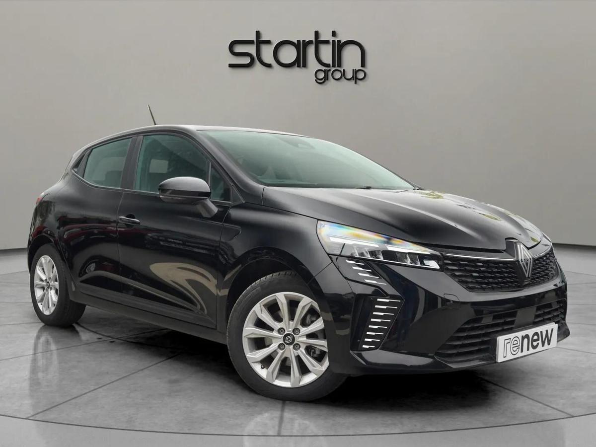 Main listing image - Renault Clio