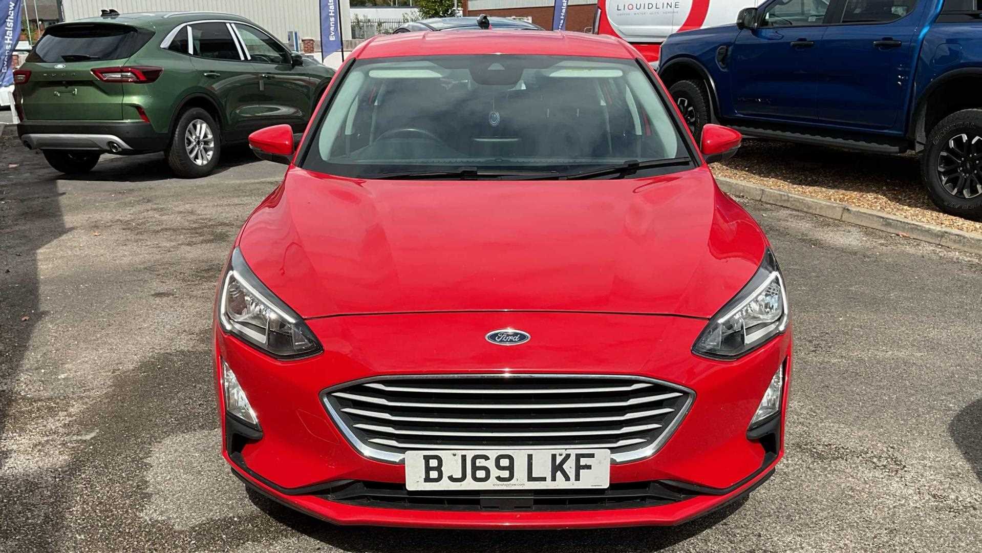 Main listing image - Ford Focus