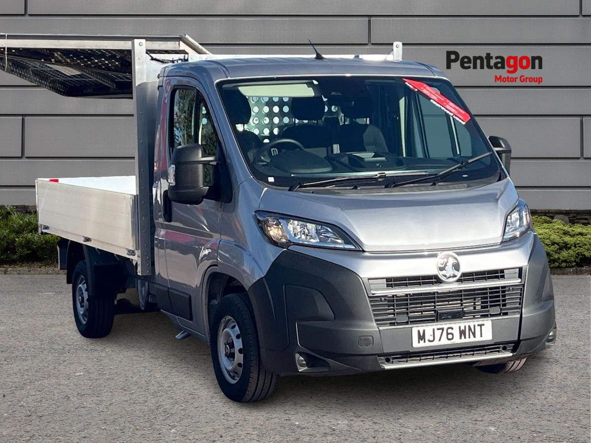 Main listing image - Vauxhall Movano