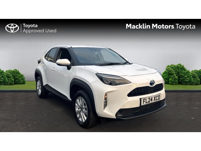 Main listing image - Toyota Yaris Cross