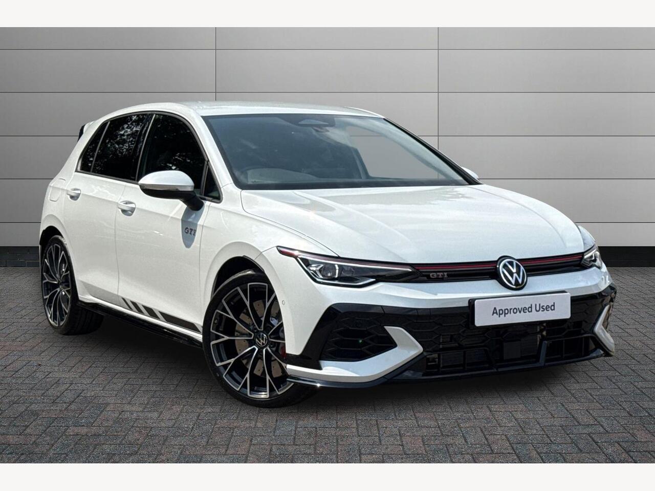 Main listing image - Volkswagen Golf