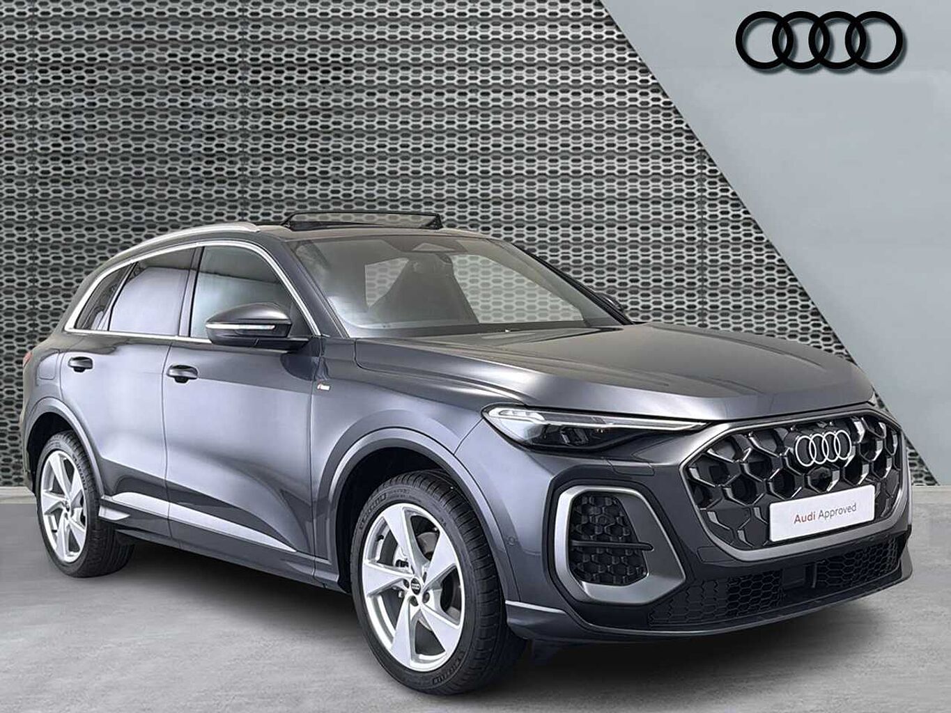 Main listing image - Audi Q5