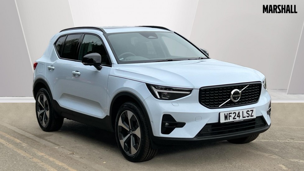 Main listing image - Volvo XC40