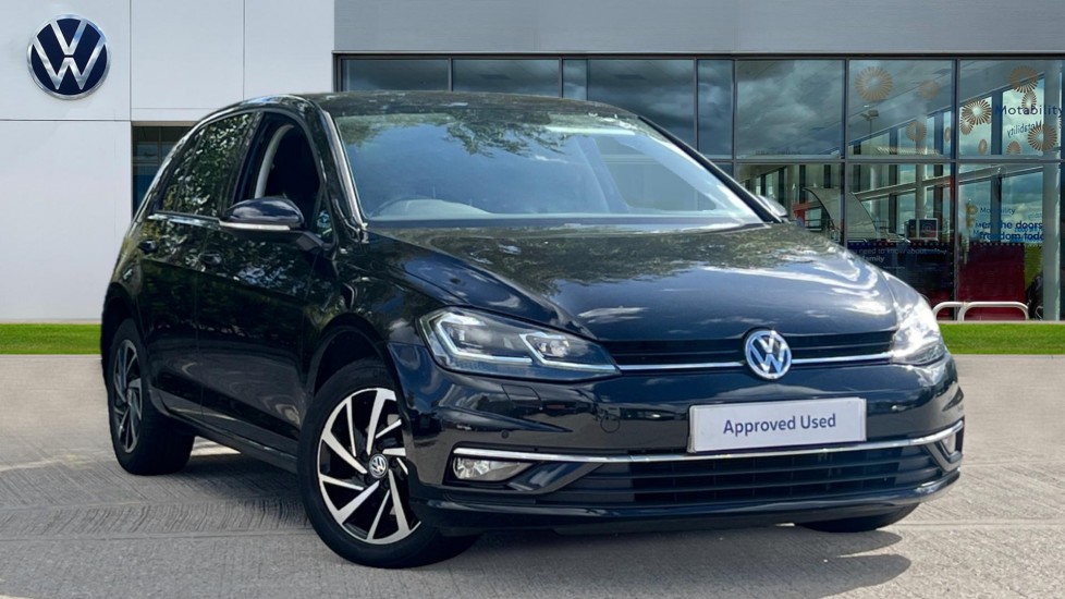 Main listing image - Volkswagen Golf