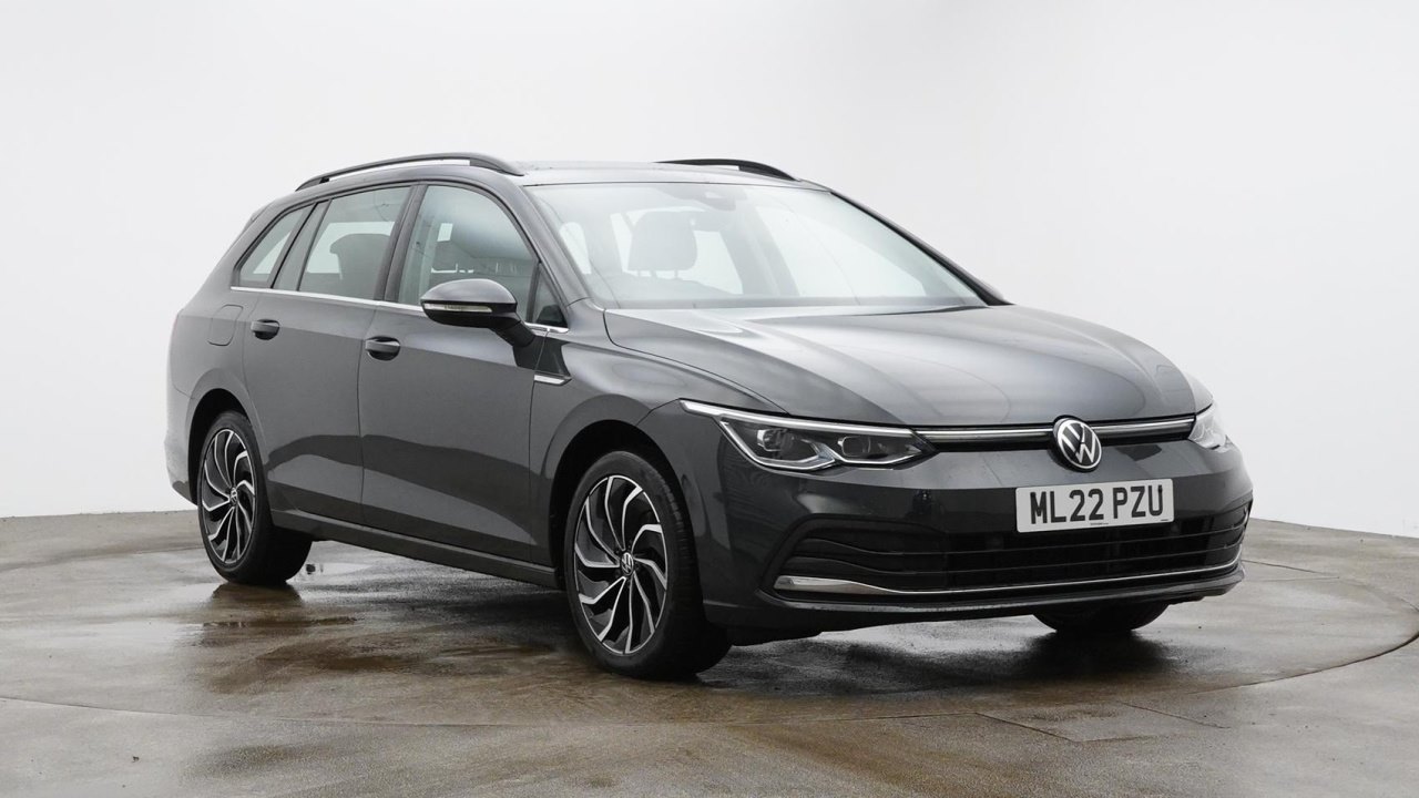 Main listing image - Volkswagen Golf Estate