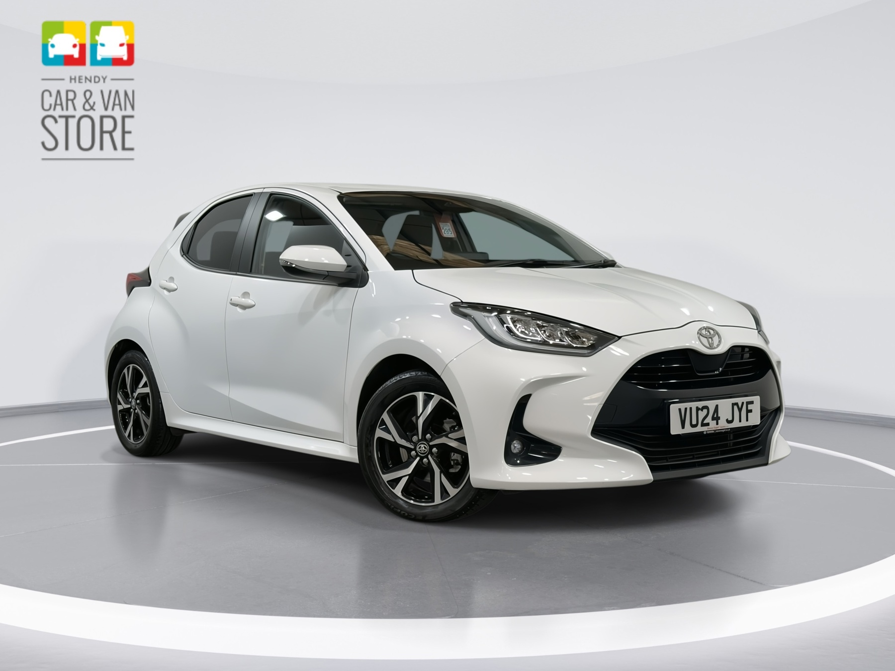 Main listing image - Toyota Yaris