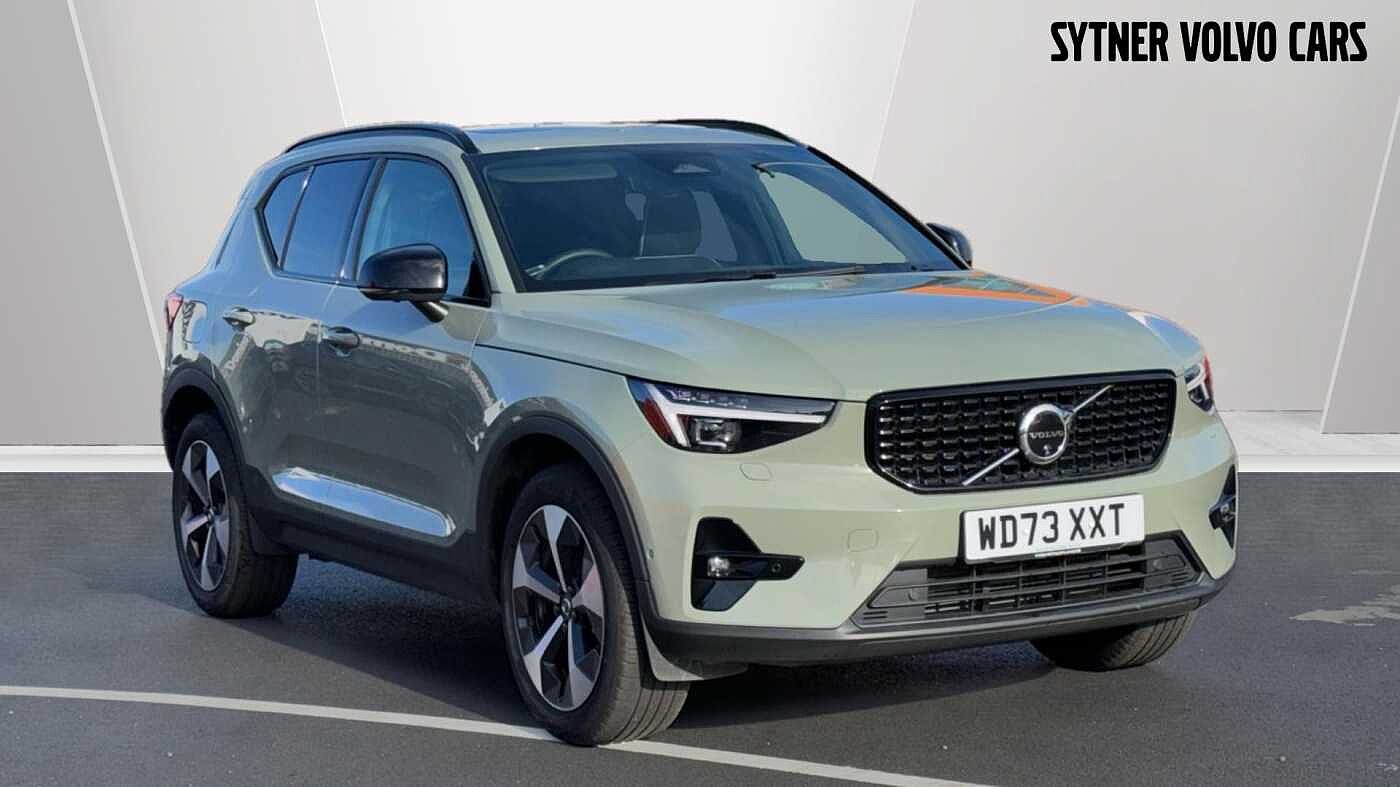 Main listing image - Volvo XC40