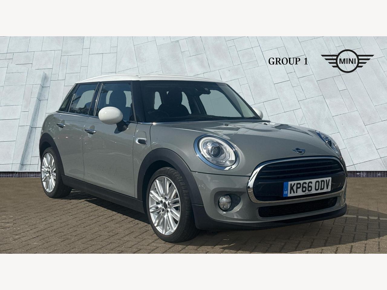 Main listing image - MINI Hatchback 5dr