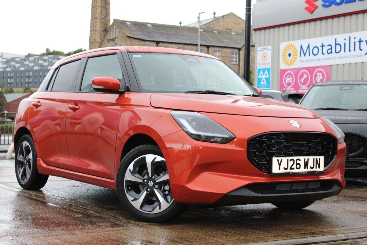 Main listing image - Suzuki Swift