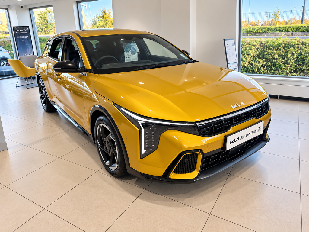 Main listing image - Kia K4
