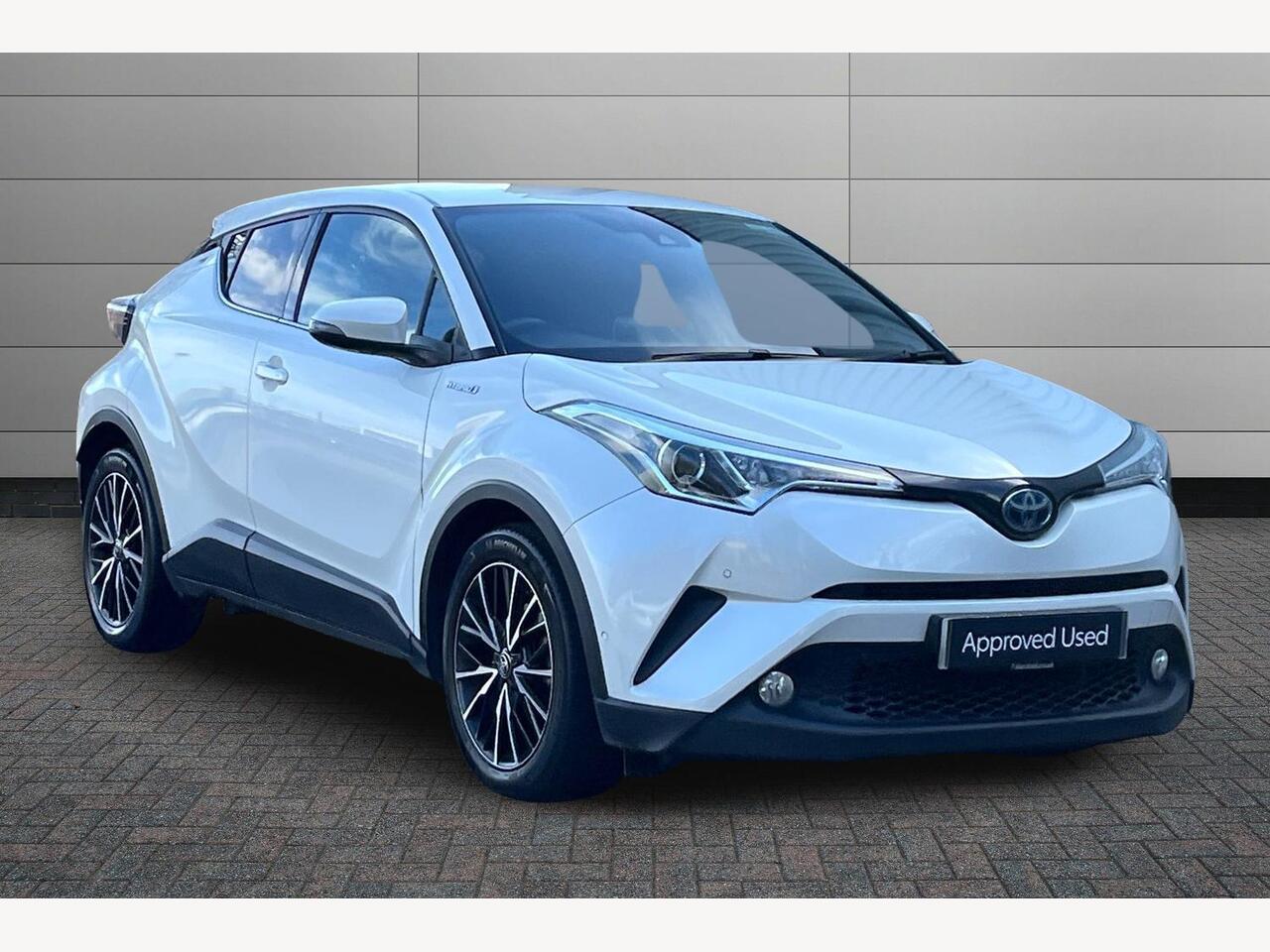 Main listing image - Toyota C-HR