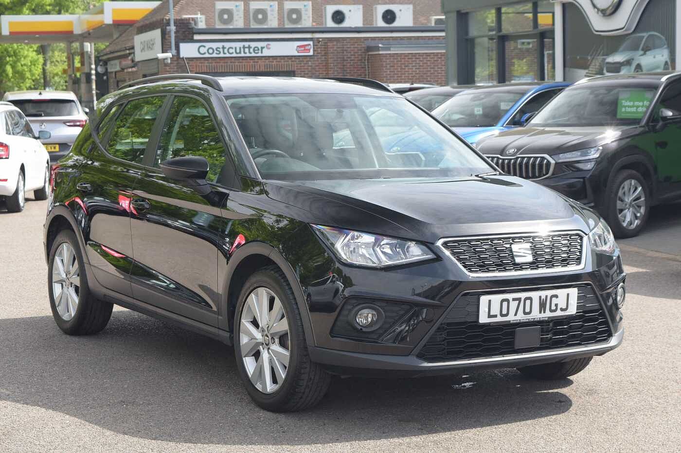 Main listing image - SEAT Arona