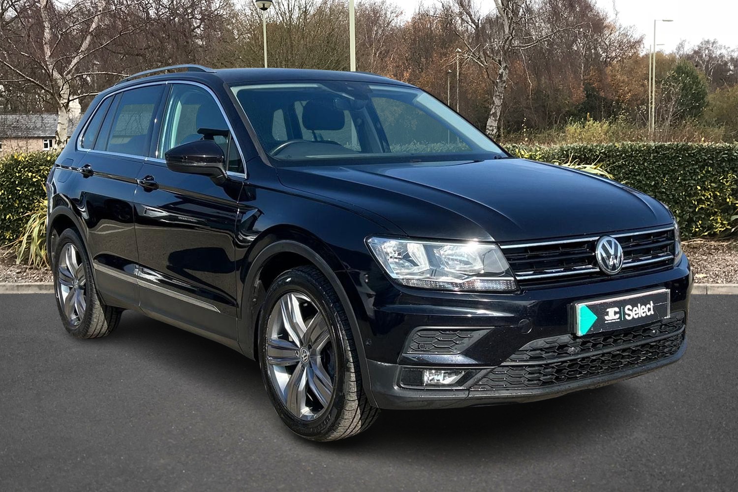 Main listing image - Volkswagen Tiguan