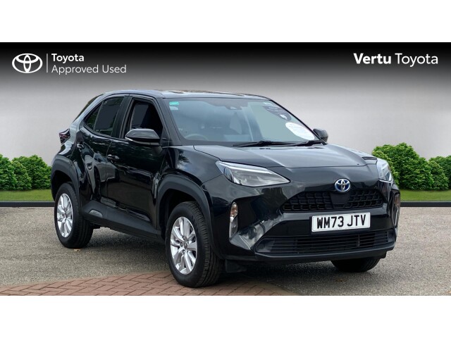 Main listing image - Toyota Yaris Cross