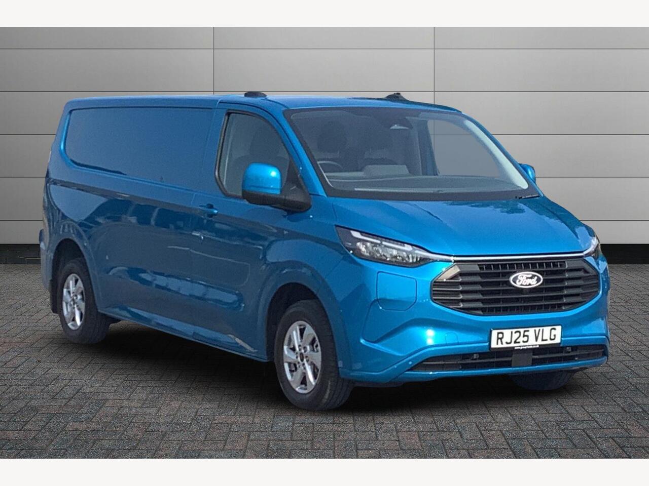 Main listing image - Ford Transit Custom