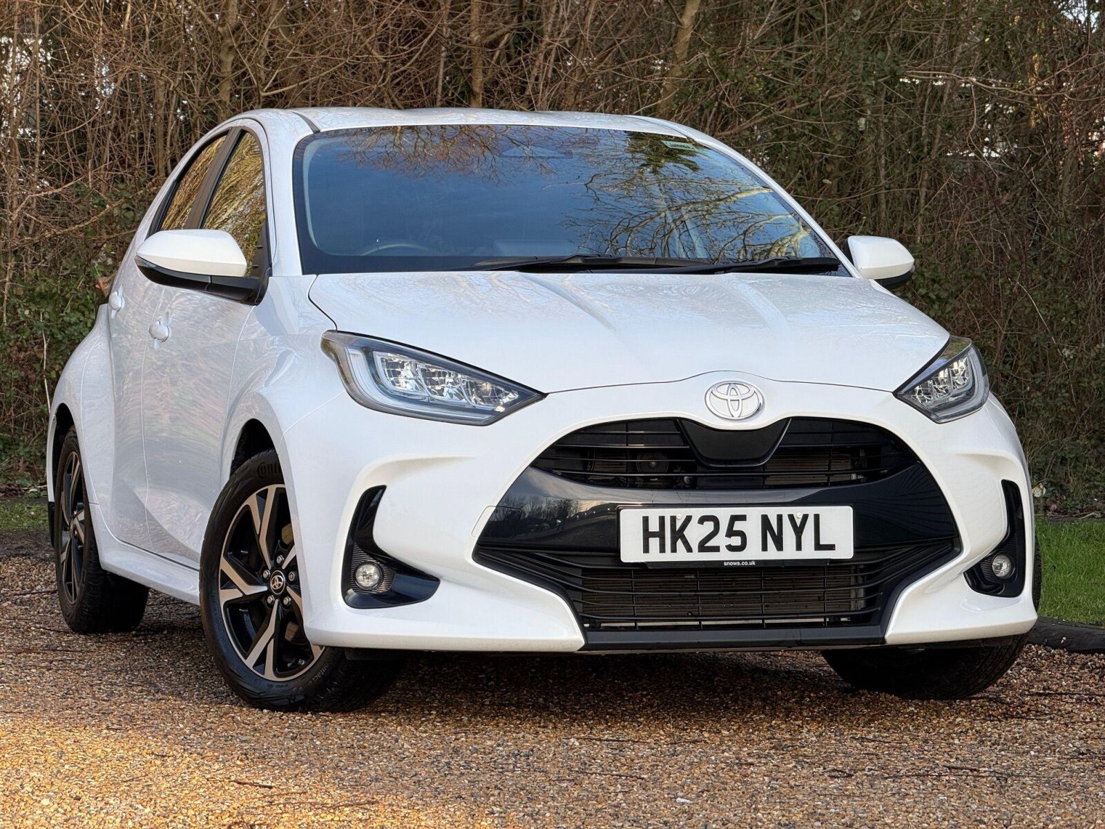 Main listing image - Toyota Yaris