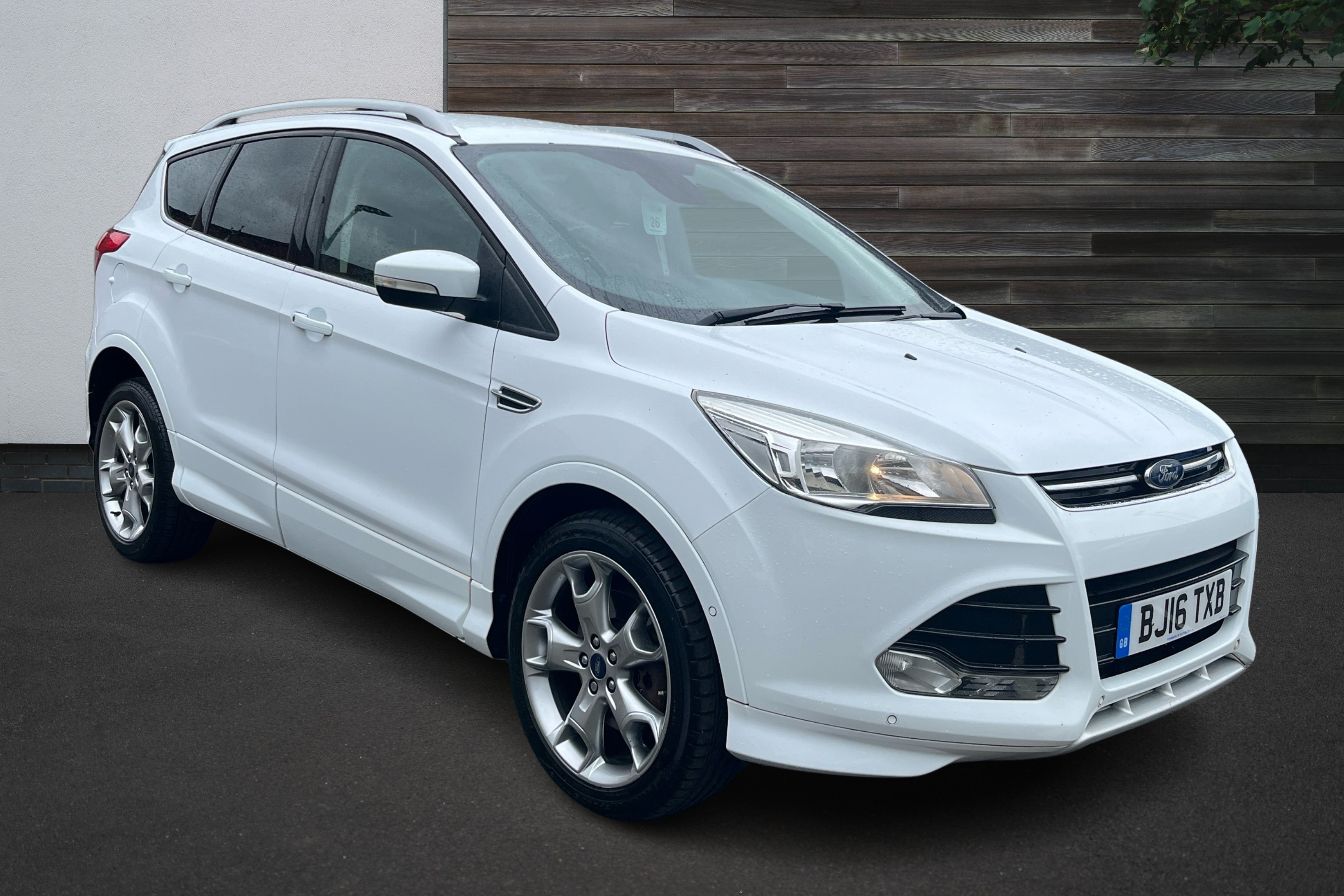 Main listing image - Ford Kuga